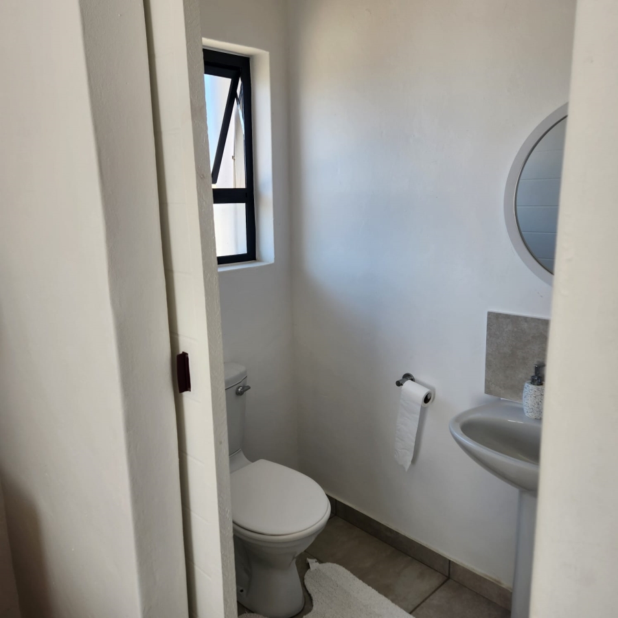 To Let 2 Bedroom Property for Rent in Grimbeeck Park North West